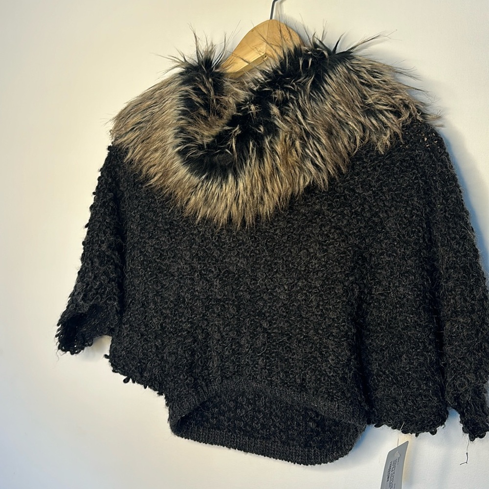 Caty Lesca bolero faux fur